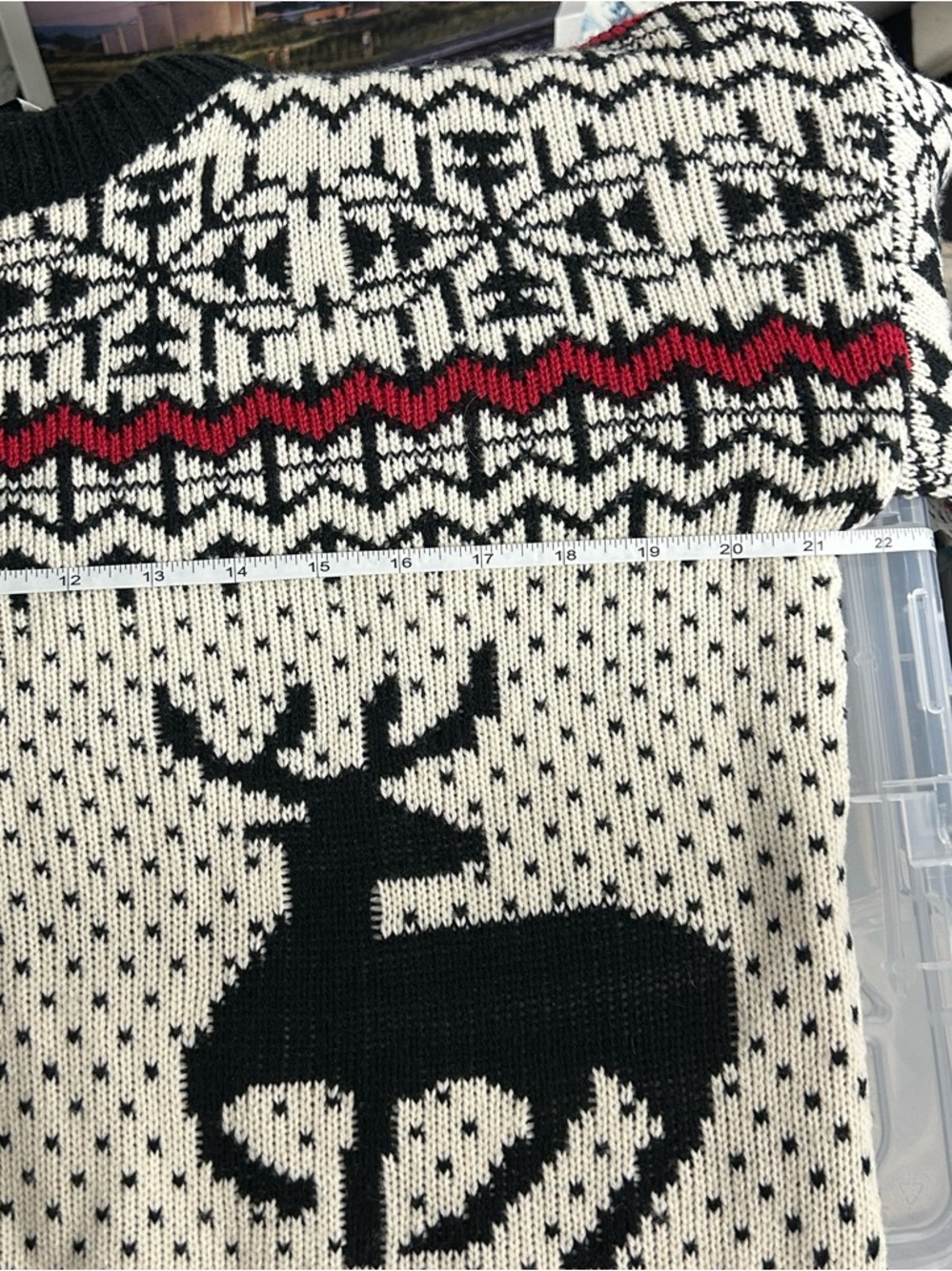 Bluenotes Cozy Fair Isle Reindeer Knit Sweater Size Medium - Picture 7 of 7
